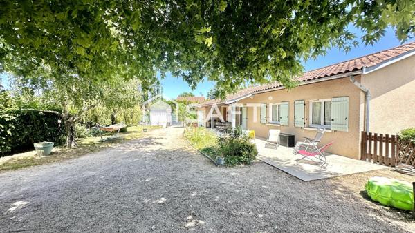 Maison au calme avec piscine et jardin arboré