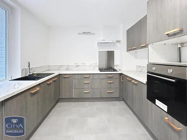 Appartement à louer 4 pièces 116.36m²