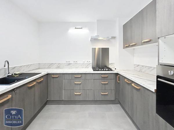 Appartement à louer 4 pièces 116.36m²