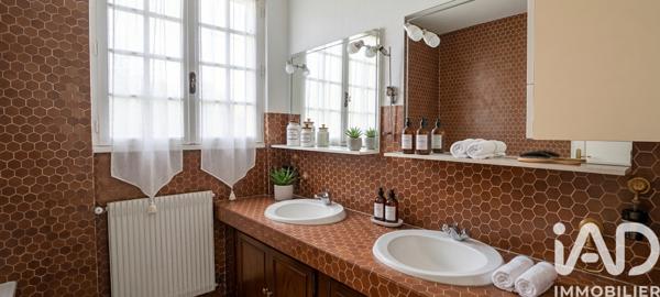 Maison à vendre 15 pièces 264 m² Beaune