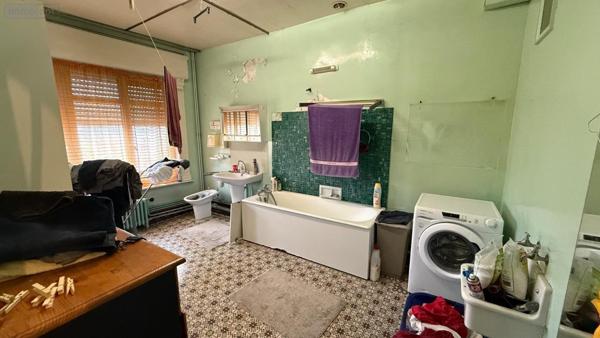 Immeuble de rapport à vendre à Hazebrouck dans le Nord (59190), ref : H8894   
Centre-ville