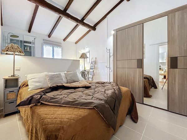 Villa 8 pièce(s) 5 chambre(s) 184 m²