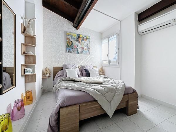 Villa 8 pièce(s) 5 chambre(s) 184 m²