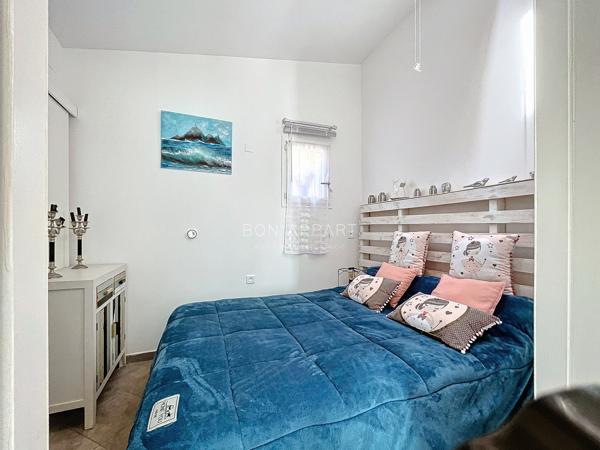Villa 8 pièce(s) 5 chambre(s) 184 m²