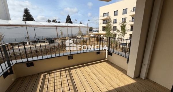 Location Appartement 2 pièces 41.4 m² - Ormesson-sur-marne 94490