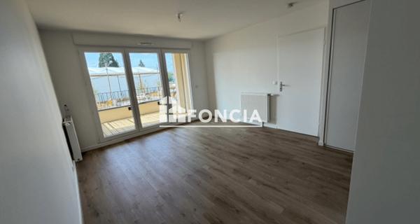 Location Appartement 2 pièces 41.4 m² - Ormesson-sur-marne 94490