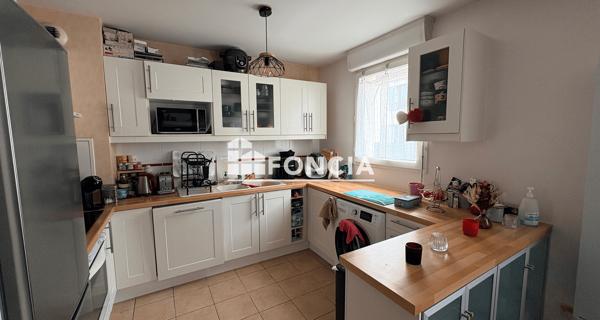 Location Appartement 4 pièces 69.28 m² - Melun 77000
