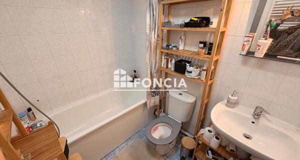 Location Appartement 4 pièces 69.28 m² - Melun 77000
