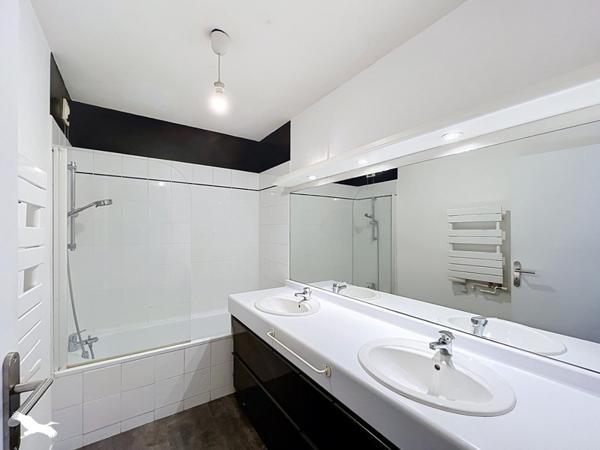 Appartement 472 000 € Bordeaux 3 p 97 m² DPE D