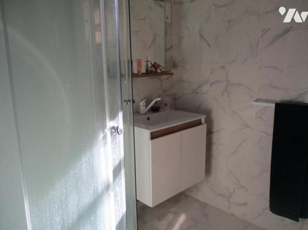 A VENDRE A CARHAIX