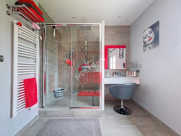 COUP DE COEUR CONTEMPORAINE 6 CHAMBRES LUZARCHES