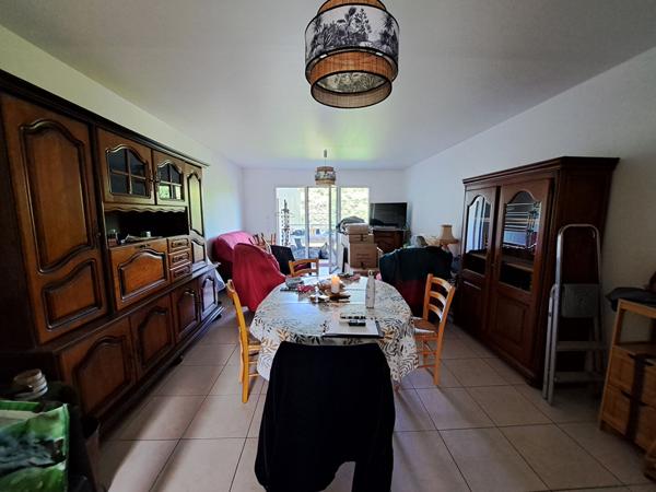 APPARTEMENT T3 centre ville des herbiers 70m2