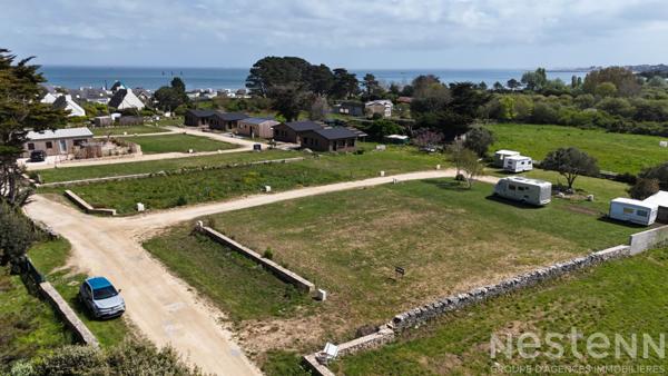 SAINT-PIERRE-QUIBERON - Terrain de 422 m² à vendre à 200 mètres des plages de la baie !