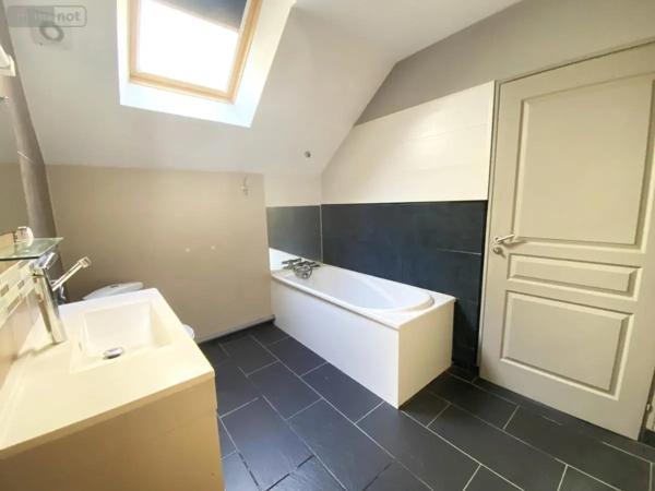 Location - Appartement Angers 49000 3 pièces 77 m 2