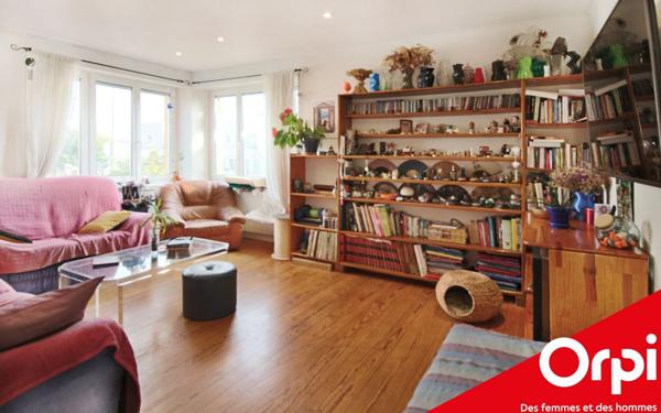 Appartement à vendre    2 pièces • 90 m2 Wintzenheim