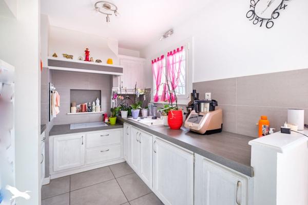 Maison à vendre |  Mions |  5 pièces | 104 m²