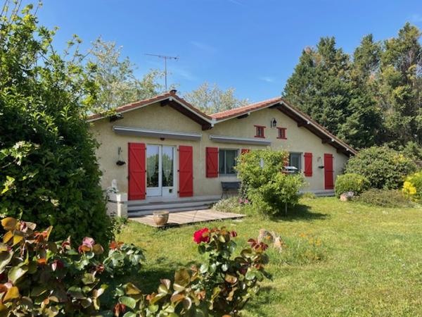 Ferme début 20ème siècle rénovée sur terrain 9007 m²