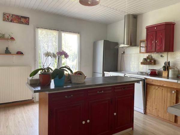 Ferme début 20ème siècle rénovée sur terrain 9007 m²