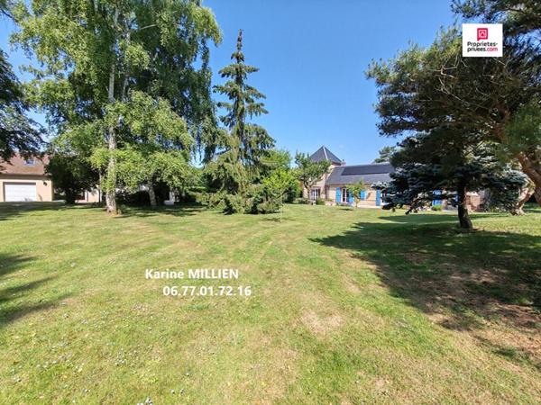 HOUDAN 78550 Maison individuelle - 1 étage - 5 chambres - Garages - Terrain - 483 000  HAI