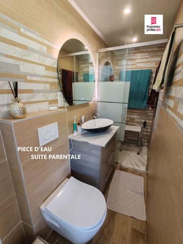 HOUDAN 78550 Maison individuelle - 1 étage - 5 chambres - Garages - Terrain - 483 000  HAI