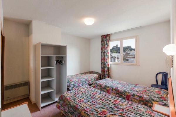 Dpt Hautes Pyrénées (65), à vendre LOURDES Hôtel - Restaurant