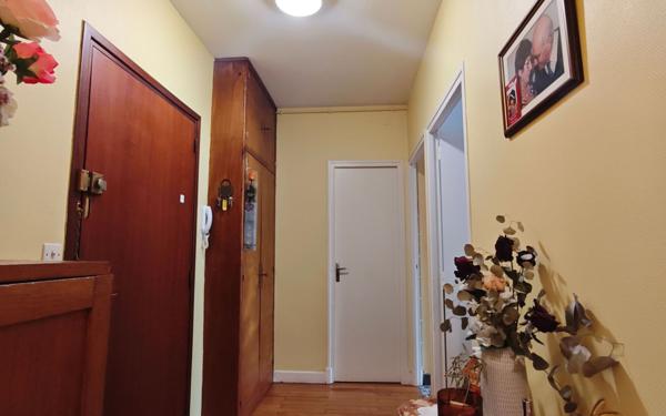 Appartement à louer    2 pièces • 47 m2 Mazamet