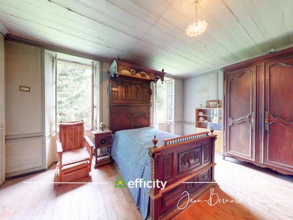 Maison 10 pièces - 360 m²