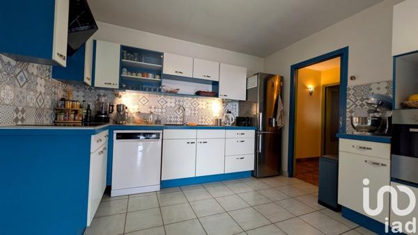 Maison à vendre 6 pièces 156 m² Les Tourrettes