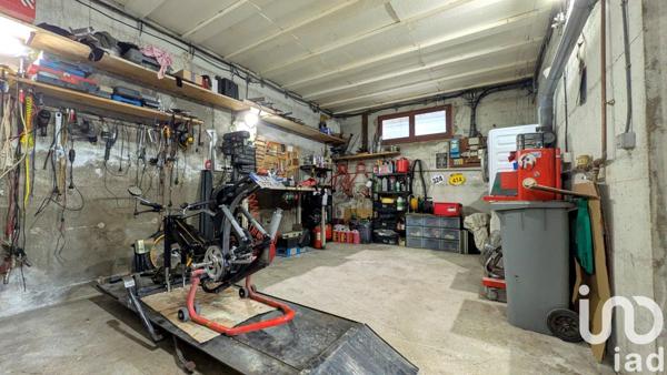 Maison à vendre 6 pièces 156 m² Les Tourrettes