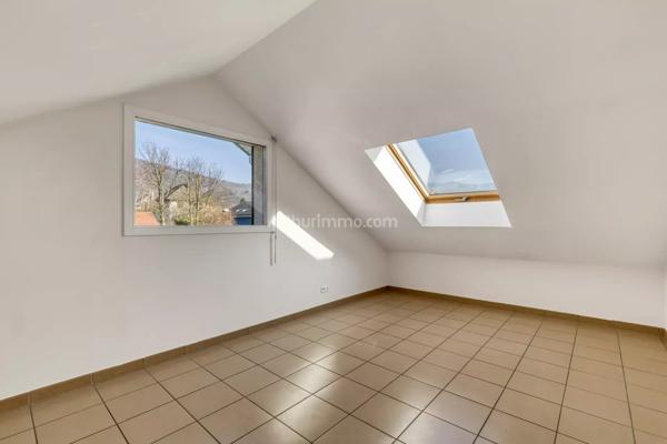 Vente                                                      Maison
                        
                     8 pièces                      168 m2                     à Brison-Saint-Innocent