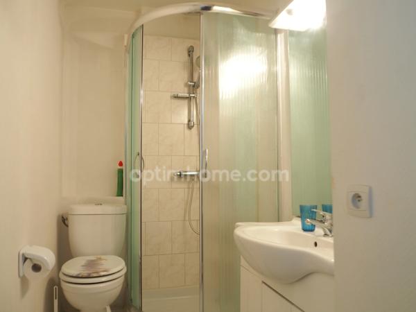 Honfleur centre ville - Appartement de type T2 - 52.30 m2 - 1 chambre - 1er étage sans ascenseur - Parking à proximité