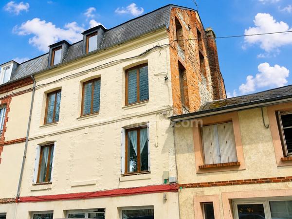 Honfleur centre ville - Appartement de type T2 - 52.30 m2 - 1 chambre - 1er étage sans ascenseur - Parking à proximité
