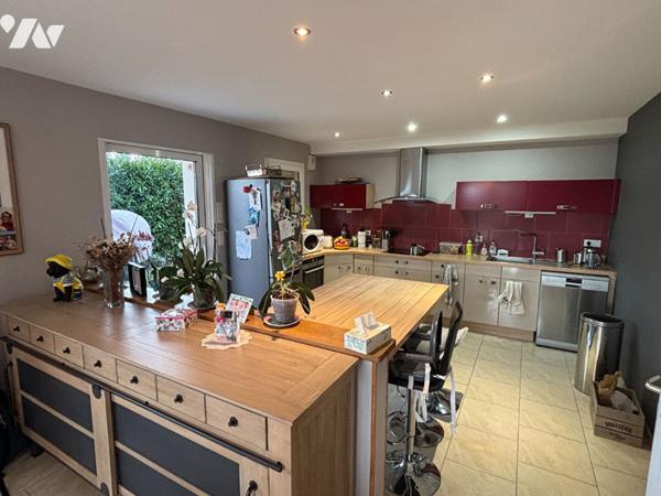 A vendre Maison  Saumur ? Saint-Hilaire-Saint-Florent- 5 chambres