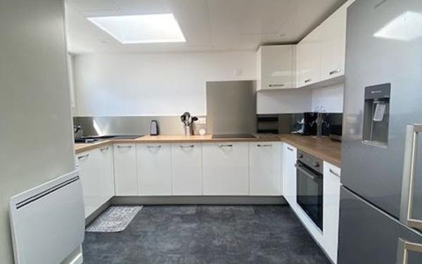 Appartement à vendre    3 pièces • 76 m2 Les Sables-d'Olonne