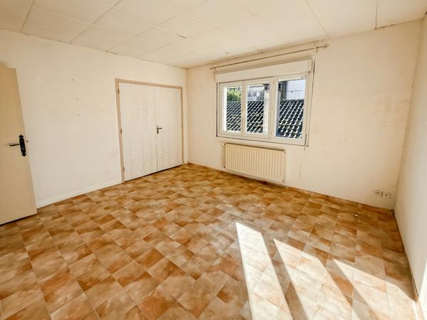 Dpt Gers (32), à vendre BARCELONNE DU GERS maison P7 de 160 m² habitables + grange attenante sur 250 m² de terrain