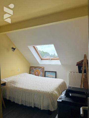 Appartement T4 95 m²  avec vue montagnes, cave, place de parking et garage sur BAGNERES DE BIGORRE.
