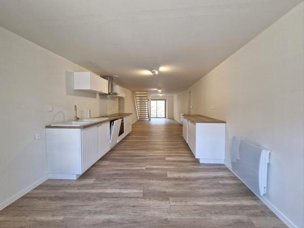 Maison de village 3 chambres entièrement rénovée à proximité de toutes les commodités