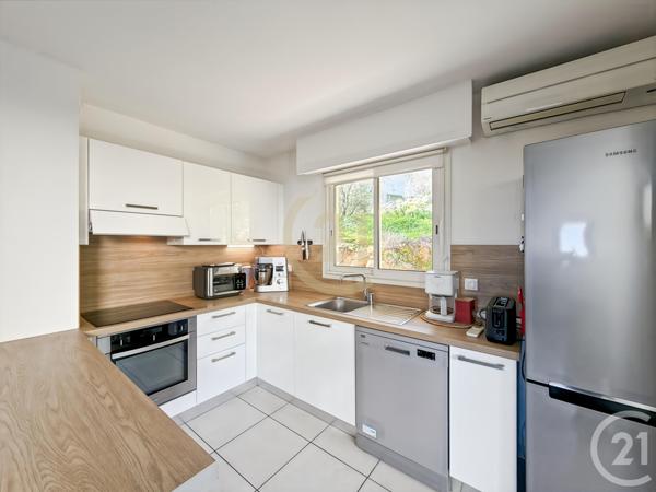 Appartement T3 à vendre  3 pièces - 58,13 m2 L ILE ROUSSE - 202