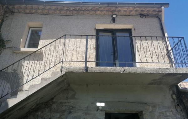 Vente Appartement P1 1 APPARTEMENT T1 + 1 CHAMBRE rénové(e) Vaison-la-romaine