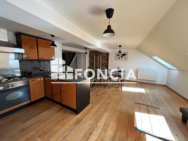 Location Appartement 2 pièces 66.4 m² - 17 RUE ROVIGO Sedan 08200