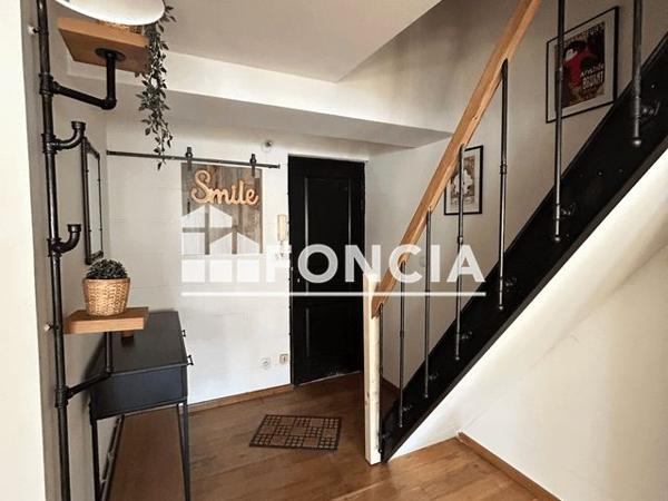 Location Appartement 2 pièces 66.4 m² - 17 RUE ROVIGO Sedan 08200