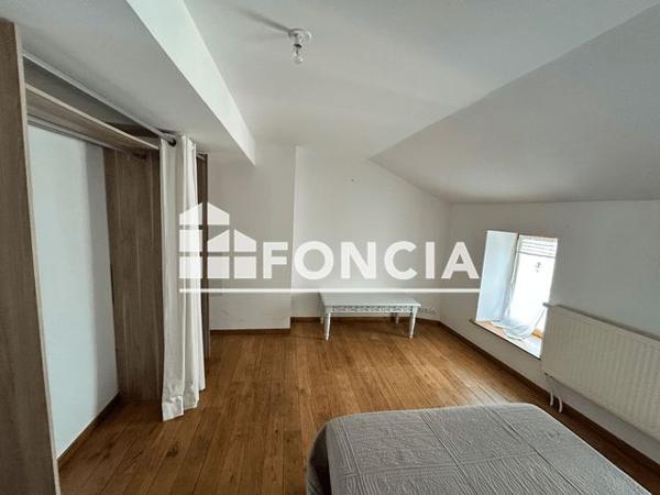 Location Appartement 2 pièces 66.4 m² - 17 RUE ROVIGO Sedan 08200