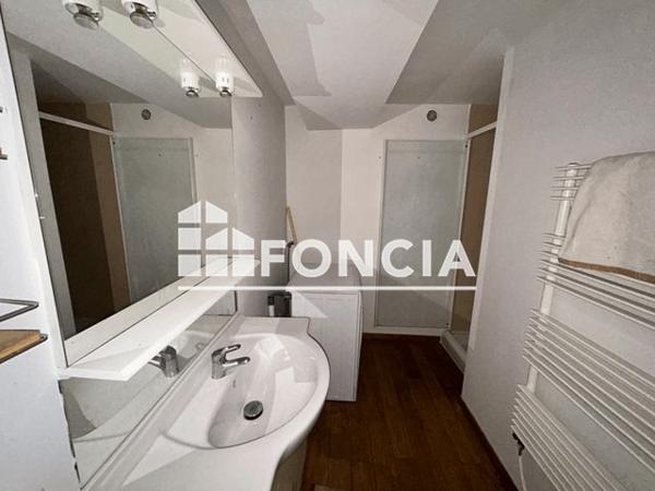 Location Appartement 2 pièces 66.4 m² - 17 RUE ROVIGO Sedan 08200