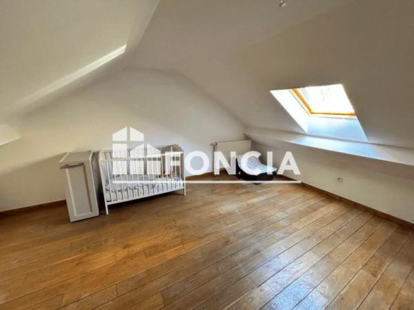 Location Appartement 2 pièces 66.4 m² - 17 RUE ROVIGO Sedan 08200
