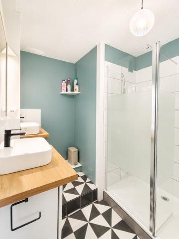Appartement
         4 pièces
        - 80 m²