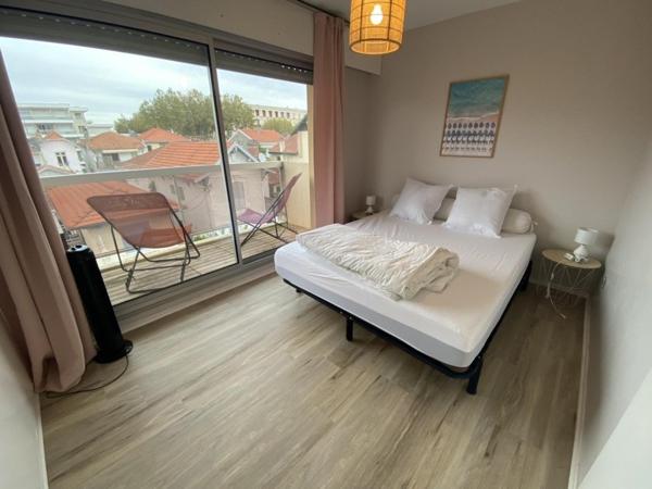 Arcachon hyper centre T2 cabine