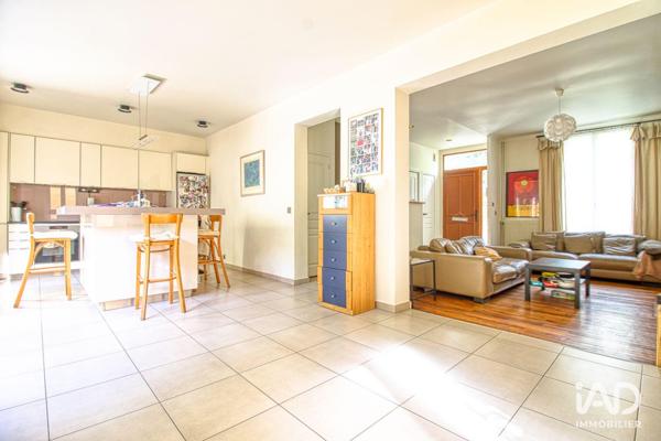 Maison à vendre 5 pièces 145 m² Nanterre