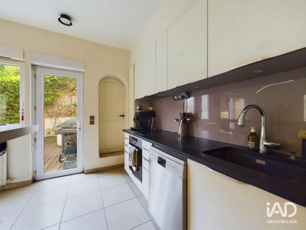 Maison à vendre 5 pièces 145 m² Nanterre