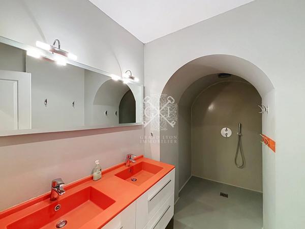 T5 de charme non meublé – quartier FOCH