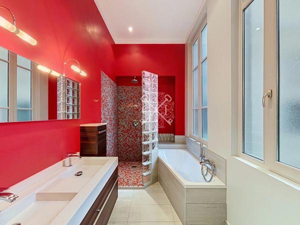T5 de charme non meublé – quartier FOCH